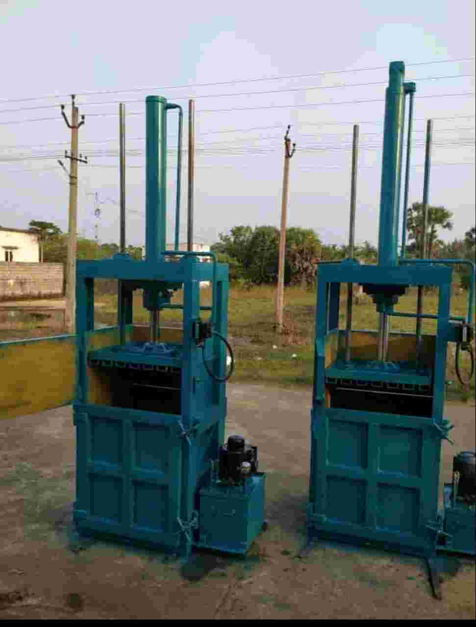 HYDRAULIC PET BOTTLE BALING PRESS MACHIN MACHINERY Machine & Tools Machine & Tools hanamkonda telangana india Plastic4trade