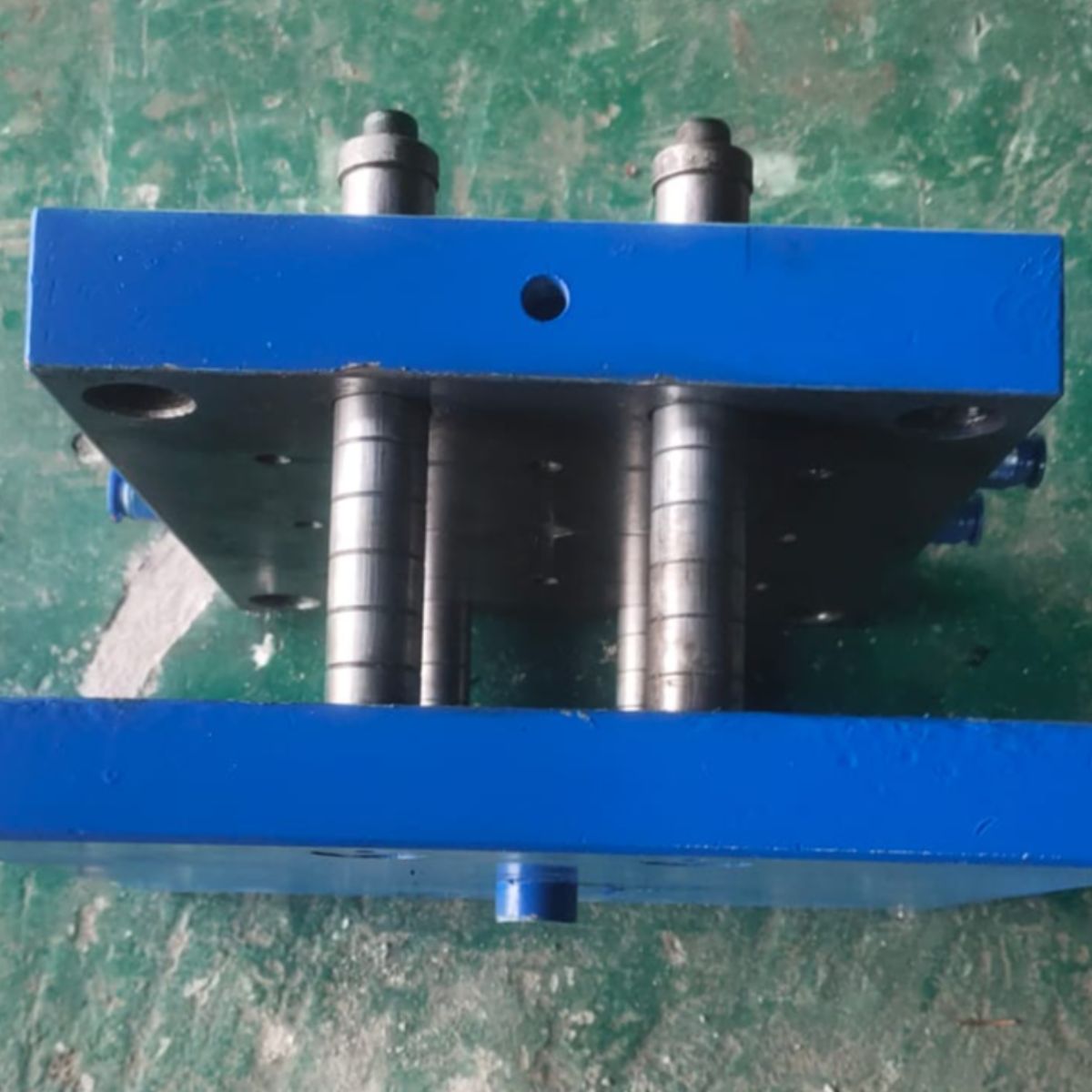 LIKE-NEW 8-CAVITY BUBBLE TOP CAP INJECTION MOULD (P20 STEEL) – FOR SALE MACHINERY Machine & Tools Injection Molding singaperumal koil tamil nadu india Plastic4trade