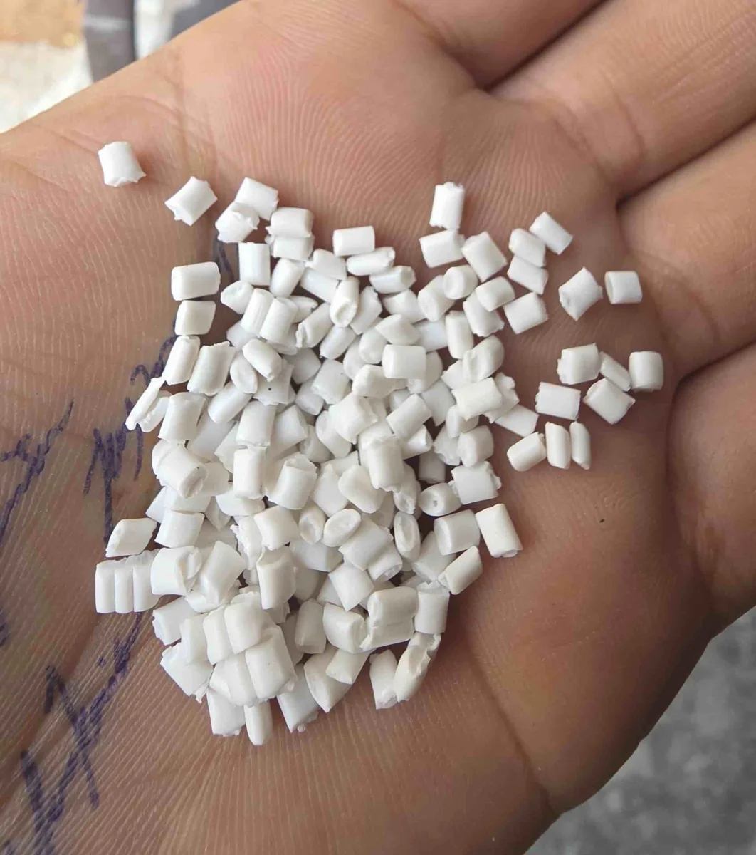 MILKY PP GRANUALES PP Reprocess Granule Injection Molding surat gujarat india Plastic4trade
