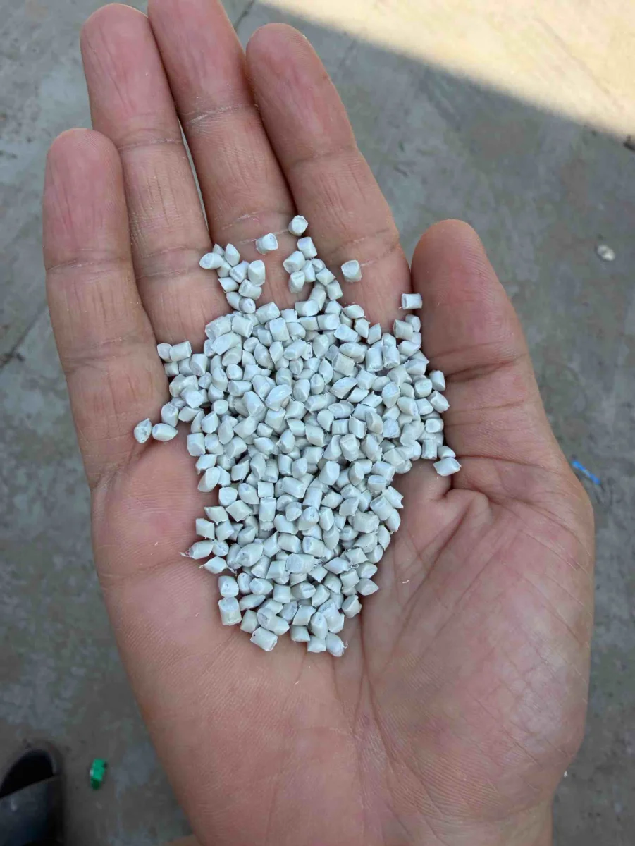 MILKY WHITE PLASTIC PP Reprocess Granule Injection Molding ahmedabad gujarat india Plastic4trade