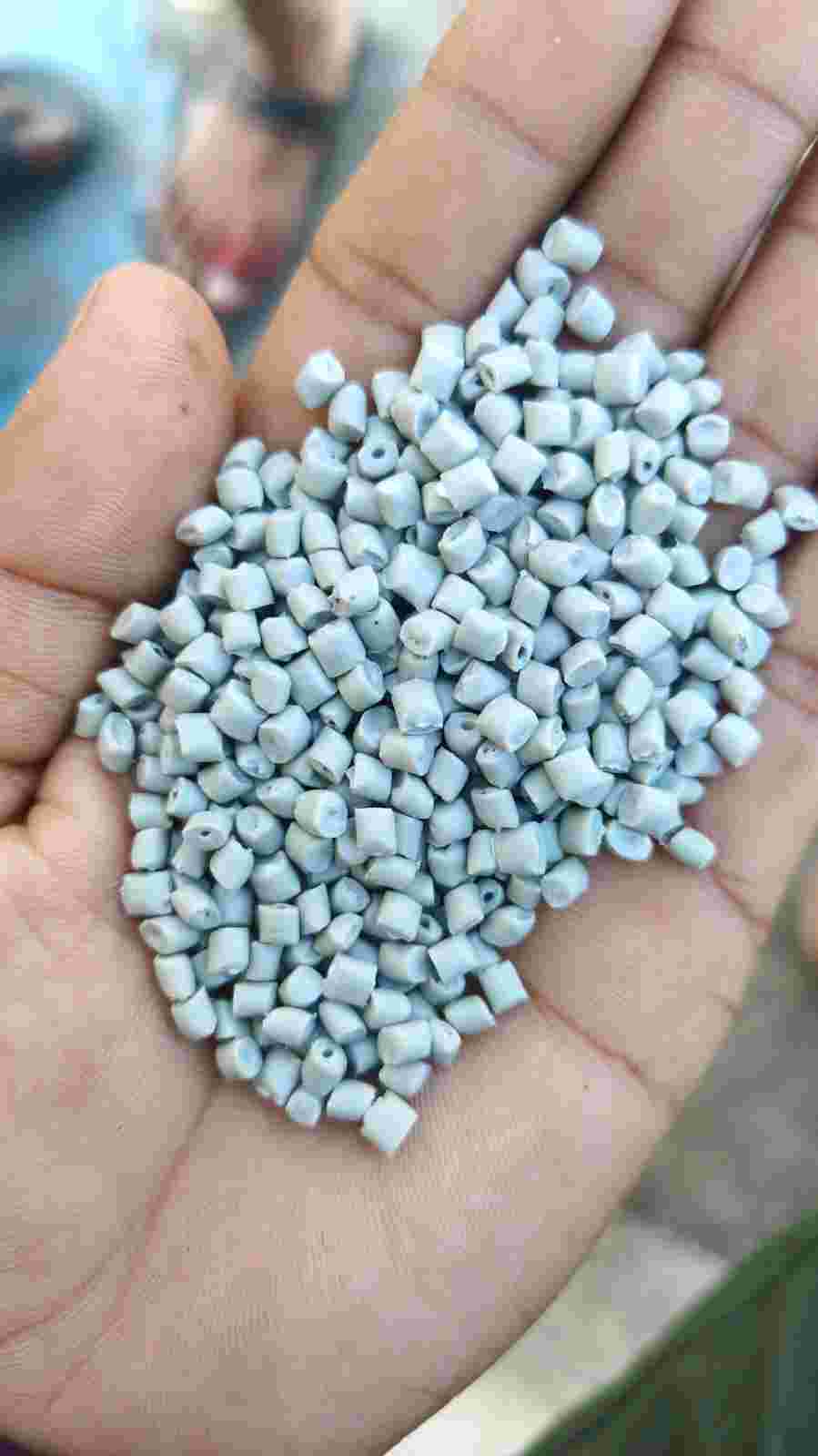 MILKY & YELLOW CARBA GRANULES HDPE Reprocess Granule Blow Film Grade ahmedabad gujarat india Plastic4trade