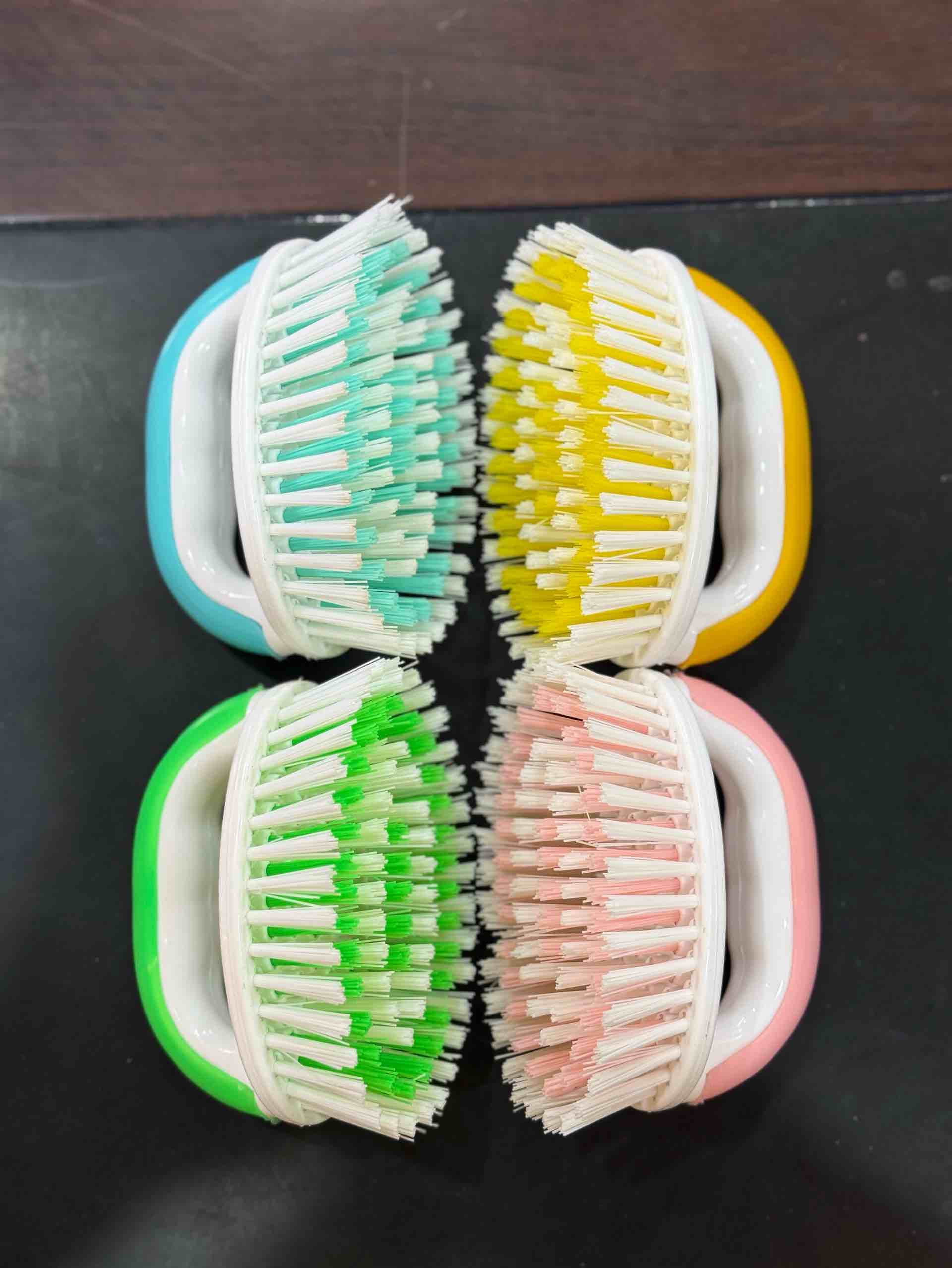 MINI OVAL BRUSH PP Finish Goods Injection Molding agra uttar pradesh india Plastic4trade