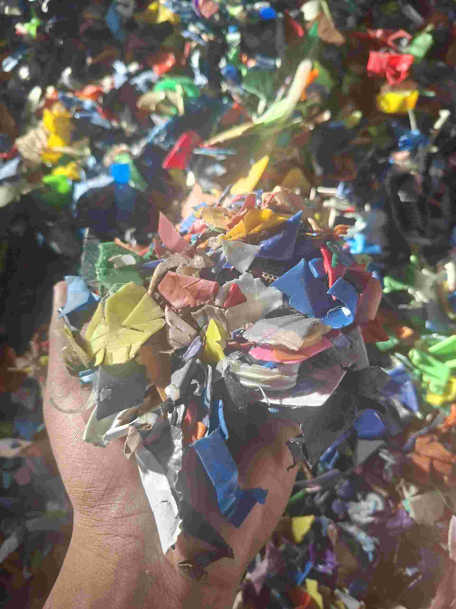 MIX BULENG HDPE Grinding Mix Scrap surat gujarat india Plastic4trade