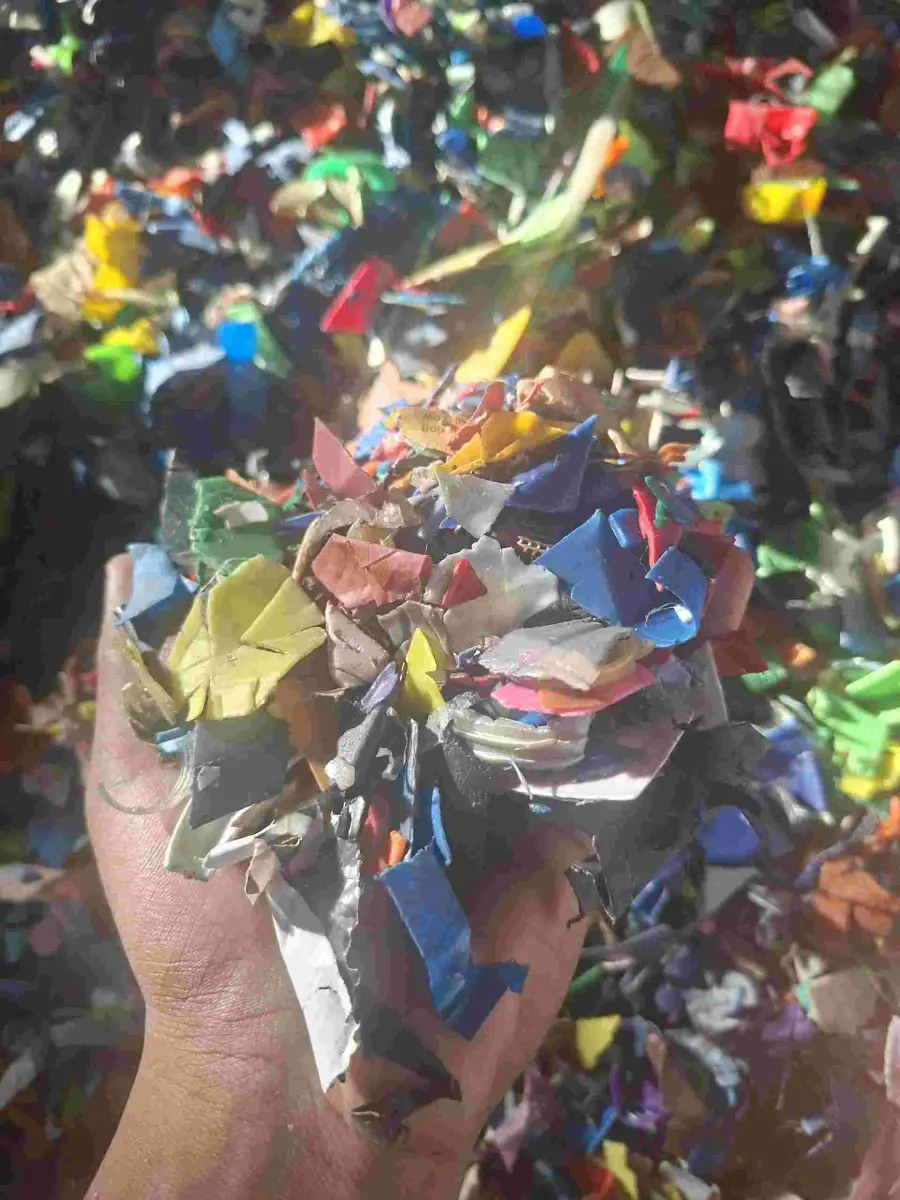 MIX BULENG HDPE Grinding Mix Scrap surat gujarat india Plastic4trade
