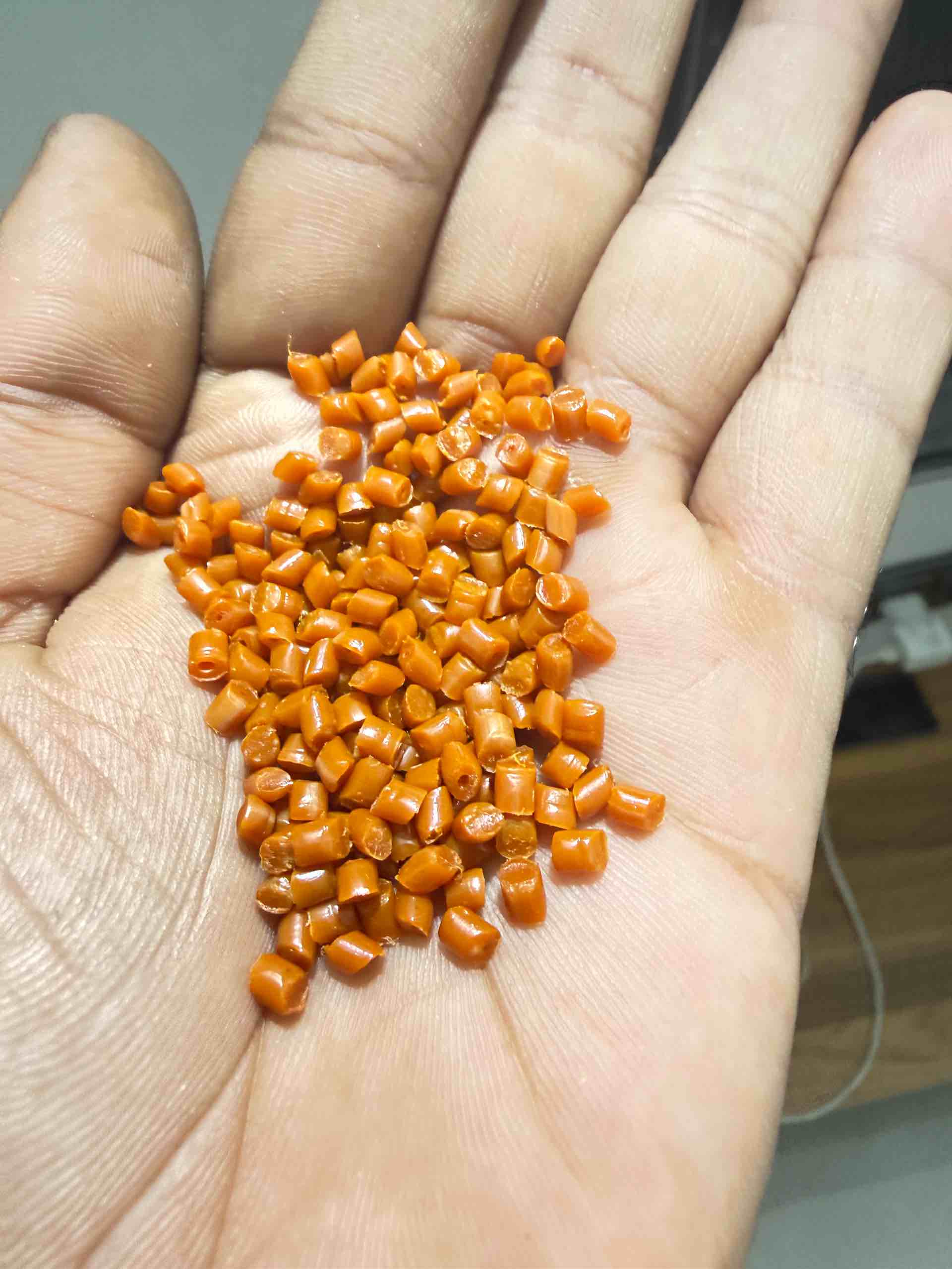 NATURAL COLOR GRANUEL PP Reprocess Granule Injection Molding surat gujarat india Plastic4trade