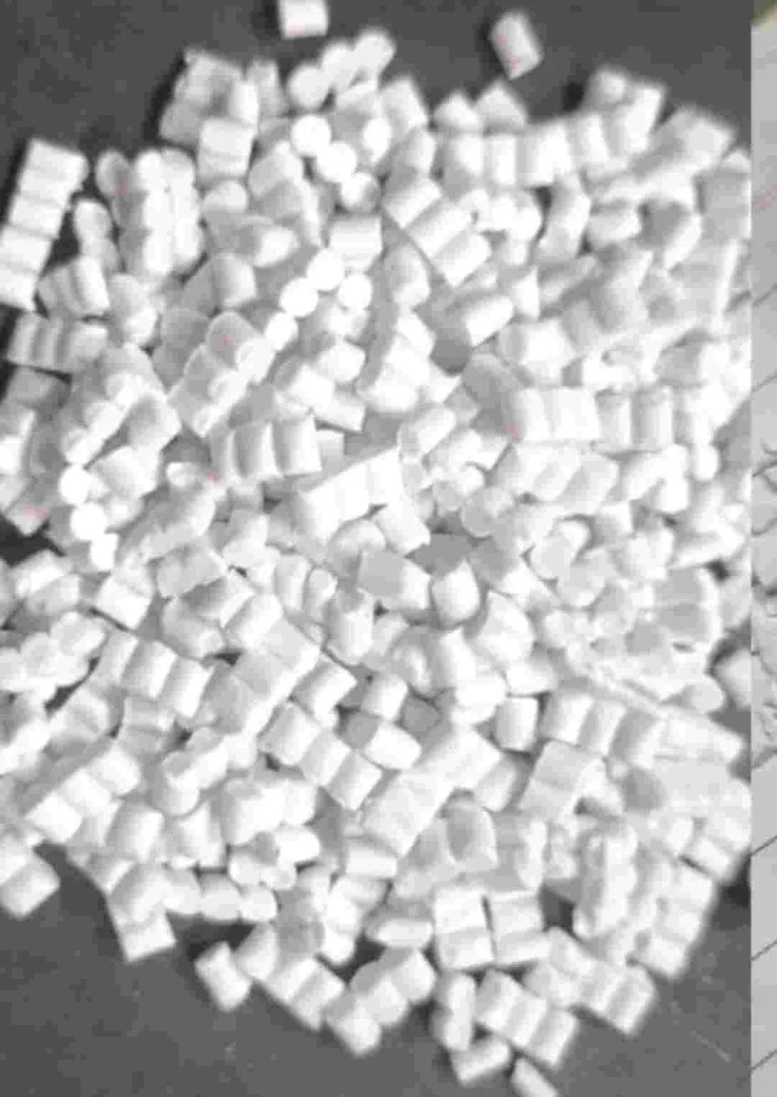 PBT GRINDING PBT Plastic4trade