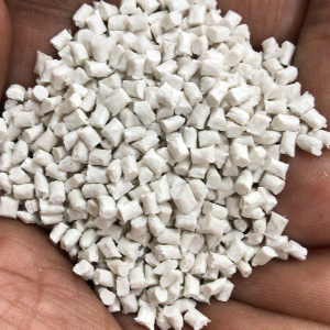PBT (POLYBUTYLENE TEREPHTHALATE) PBT Reprocess Granule Injection Molding kochi kerala india Plastic4trade
