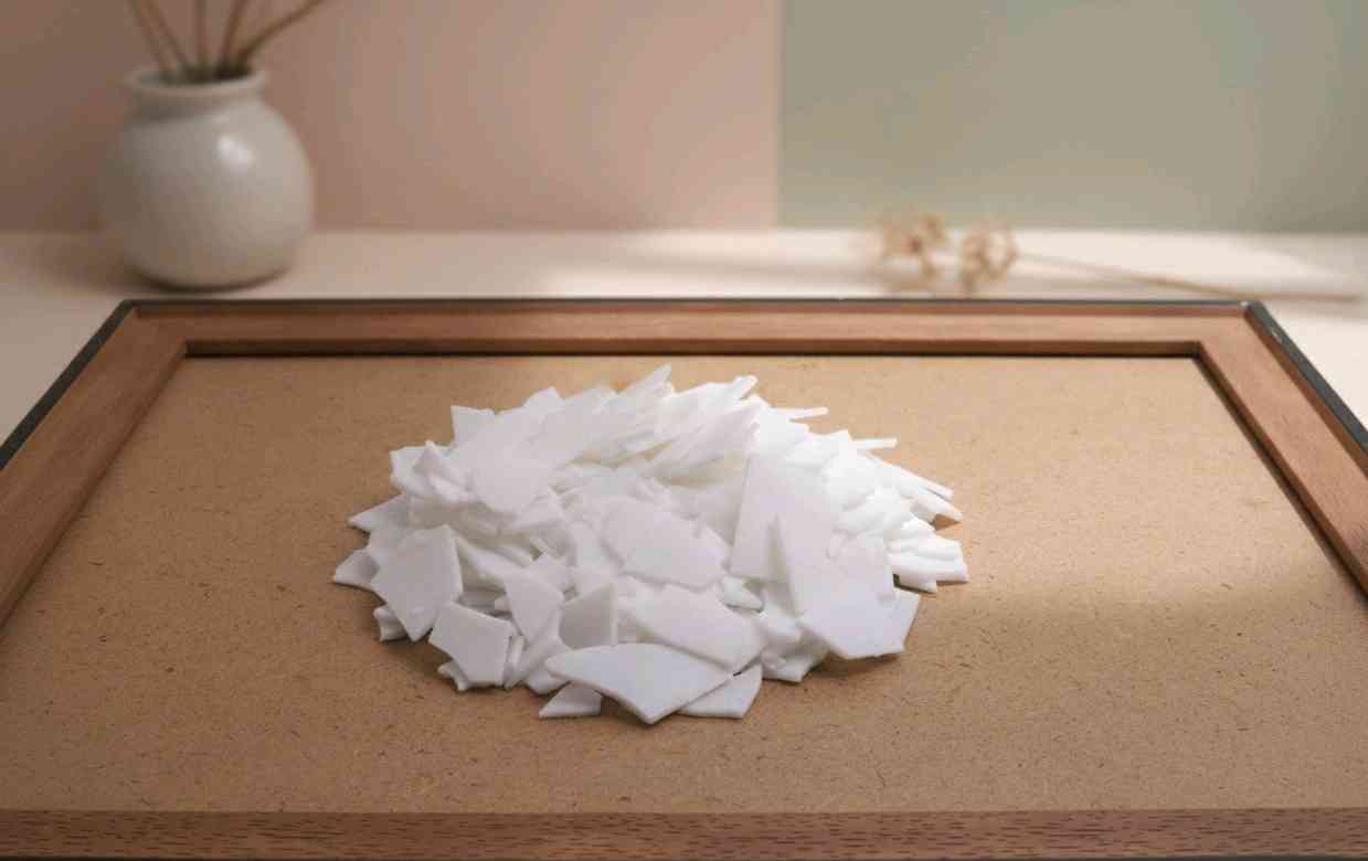 PE WAX FOR MASTERBATCH AND FILLER MANUFA MASTERBATCH Flakes Extrusion Pipe Cable bhavnagar gujarat india Plastic4trade