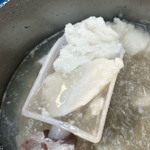 PE WAX FOR MASTERBATCH AND FILLER MANUFACTURING COMPANIES Additives Prime/Virgin Compound Extrusion vapi gujarat india Plastic4trade Plastic4trade