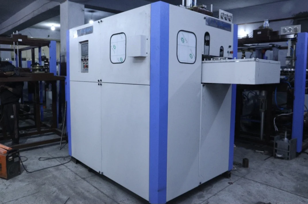 PET BLOW MOLDING MACHINE MACHINERY Plastic4trade