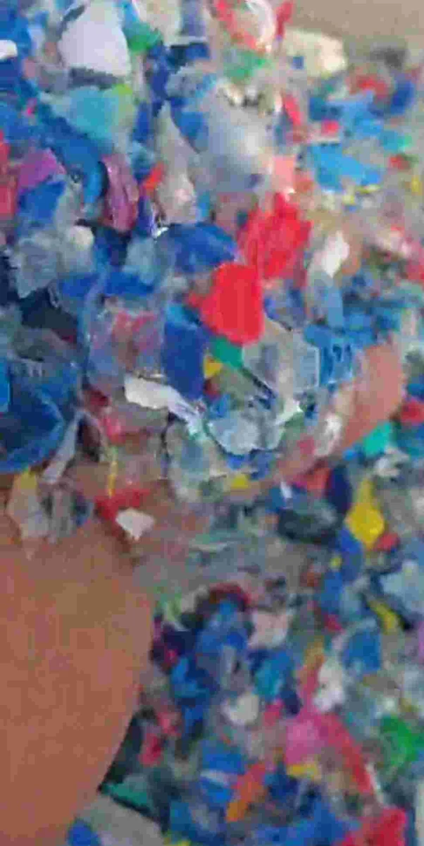PET BOTTEL FLAKES SCRAP PET Flakes Mix Material Injection Molding sharjah sharjah united arab emirates Plastic4trade