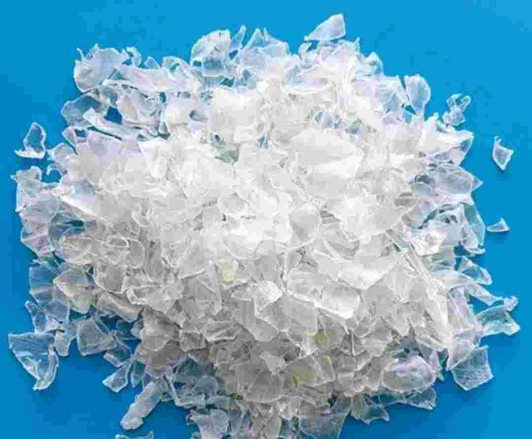 PET FLAKES PET Flakes Injection Molding surat gujarat india Plastic4trade