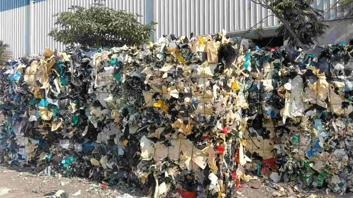 PLAASTIC SCRAP Plastic Waste Scrap Mix Material Mix Scrap ahmedabad gujarat india Plastic4trade