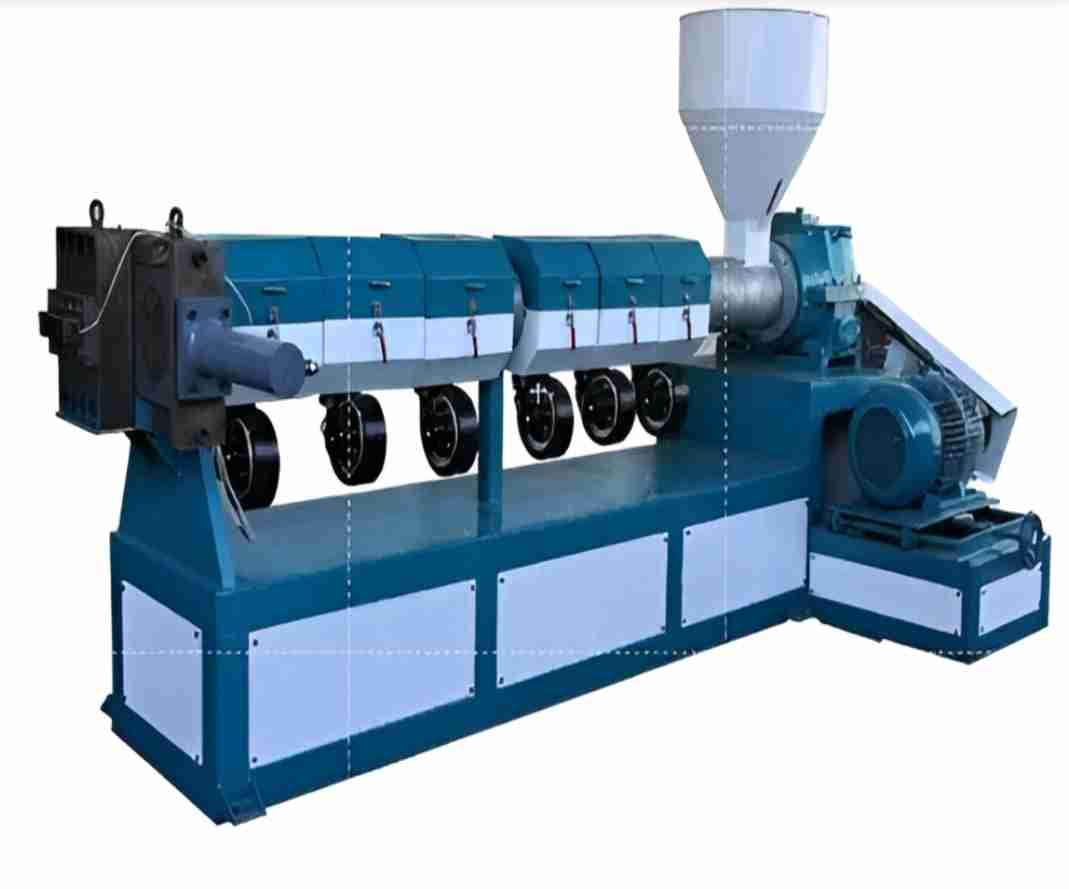 PLASTIC EXTRUDER PLANT MANUFACTURER PVC Grinding, Lumps, Scrap Extrusion RAFFIA Pipe ahmedabad gujarat india Plastic4trade