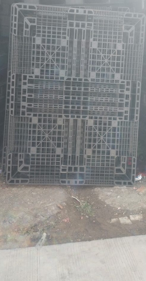 PLASTIC PALLET 1400X1100 PP Grinding Roto Molding Injection Molding chalthan gujarat india Plastic4trade