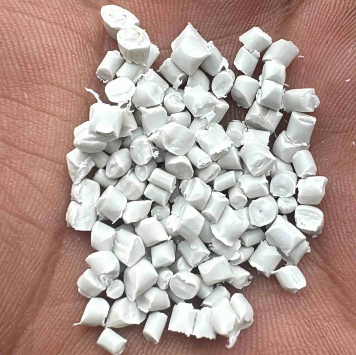 PLASTIC PP Scrap Bag Injection Molding shahajapur maharashtra india Plastic4trade