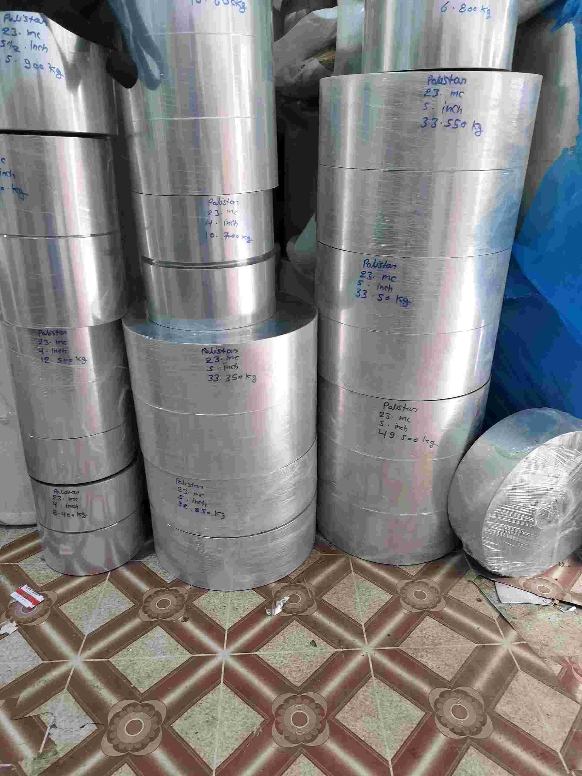 POLISTAR ROLL SCRAP METALLICS POLYESTER Scrap Film Grade bhiwandi maharashtra india Plastic4trade