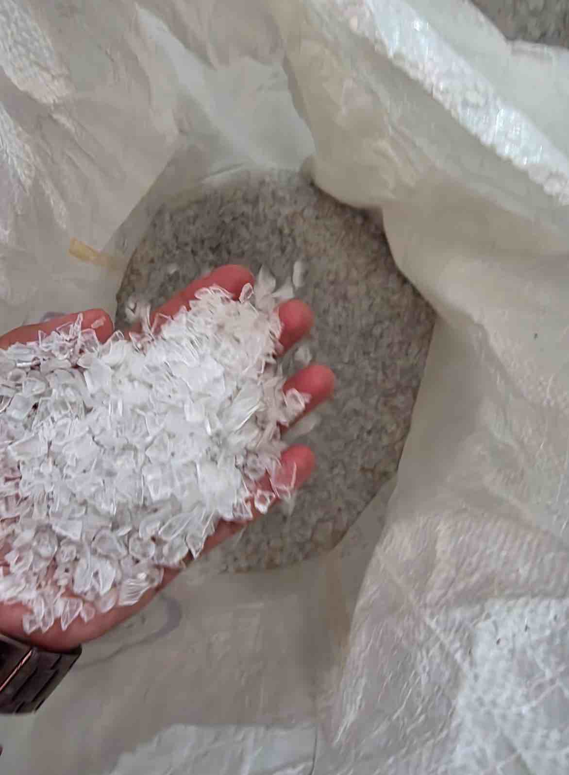 POLYCARBONATE CLEAR NATURAL PC Grinding, Flakes Injection Molding palra rajasthan india Plastic4trade