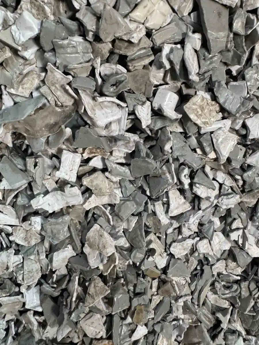 POLYCARBONATE GREY FLAKES PC Grinding Scrap Flakes Injection Molding kiranipura rajasthan india Plastic4trade