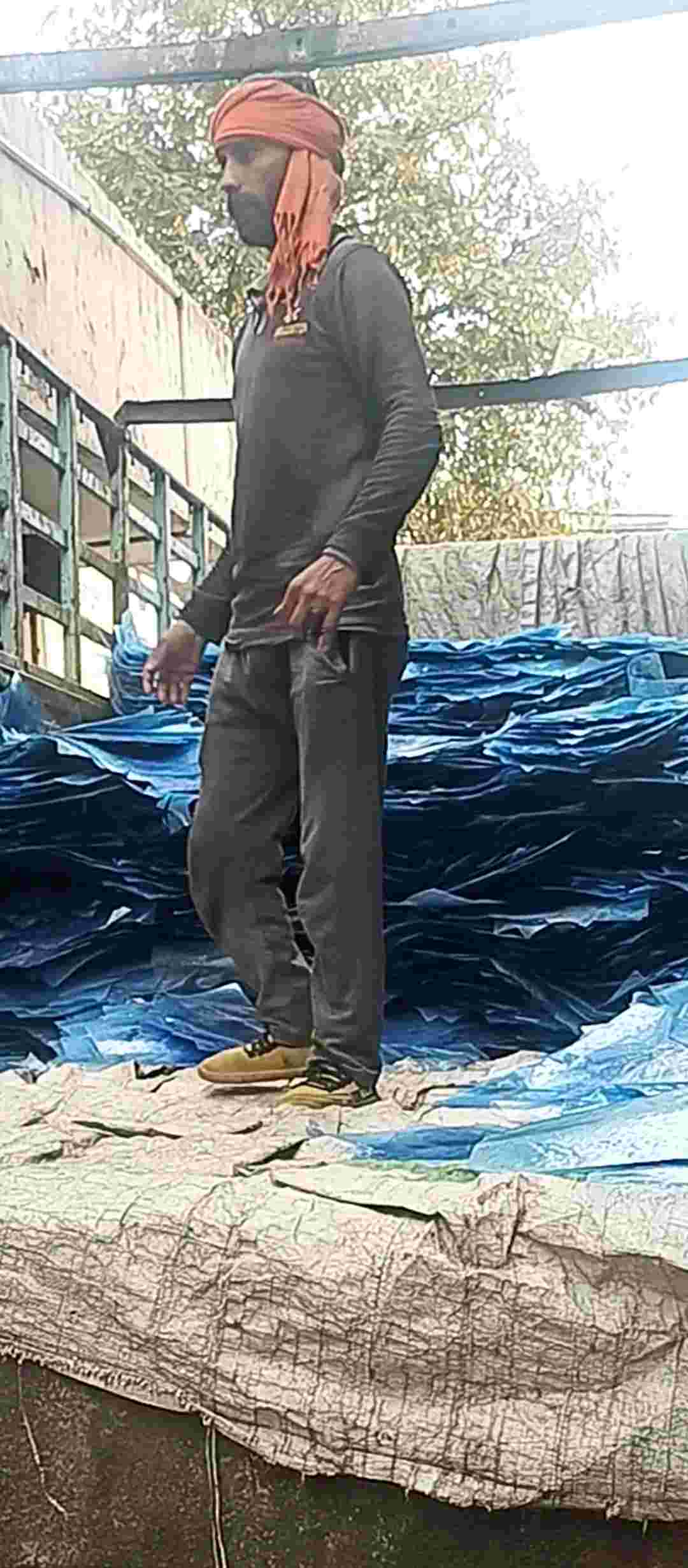 POLYESTER FILM SCRAP PET Sheet Film Grade ghaziabad uttar pradesh india Plastic4trade