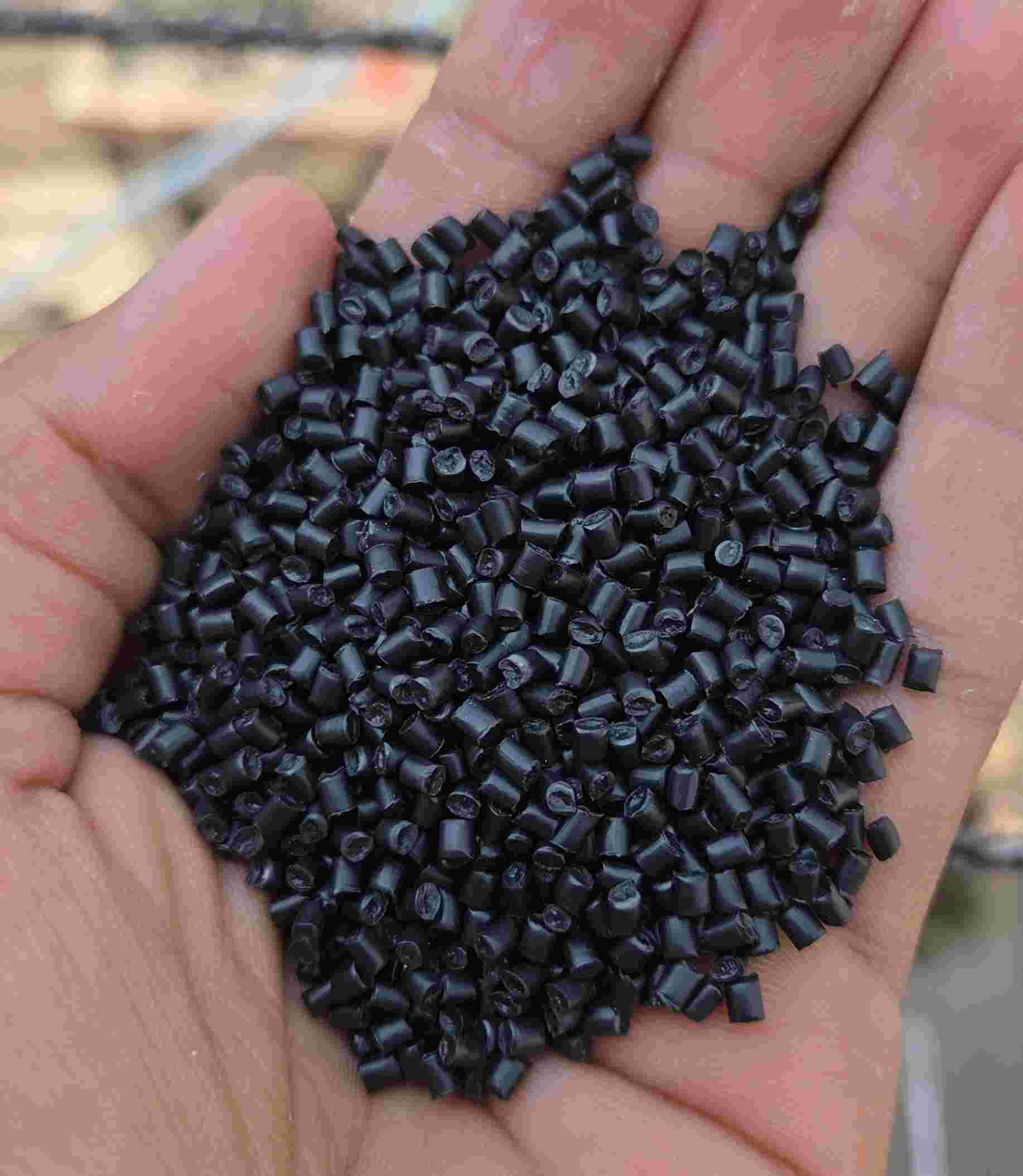 PP  BLACK  GRANULES PP Reprocess Granule Injection Molding delhi delhi india Plastic4trade