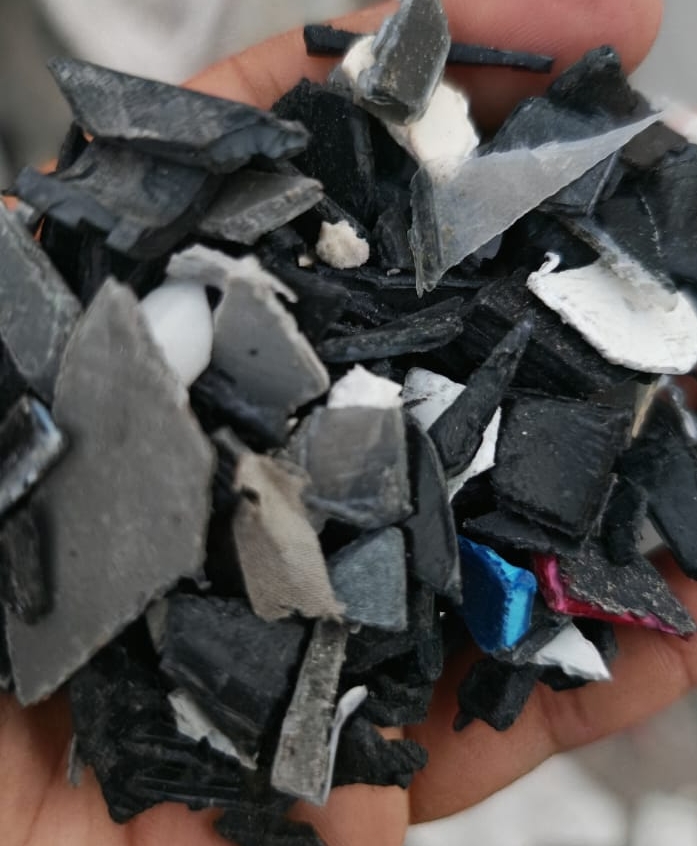 PP BUMPER SCRAP PP Grinding Injection Molding sharjah sharjah united arab emirates Plastic4trade Plastic4trade