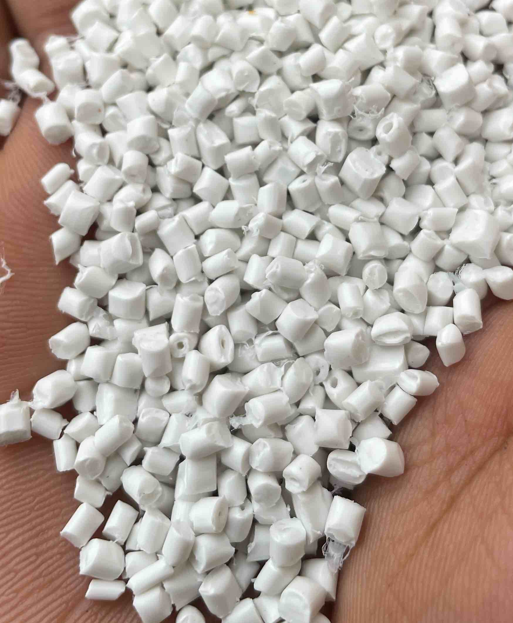 PP GRANUALES PP Reprocess Granule Injection Molding surat gujarat india Plastic4trade