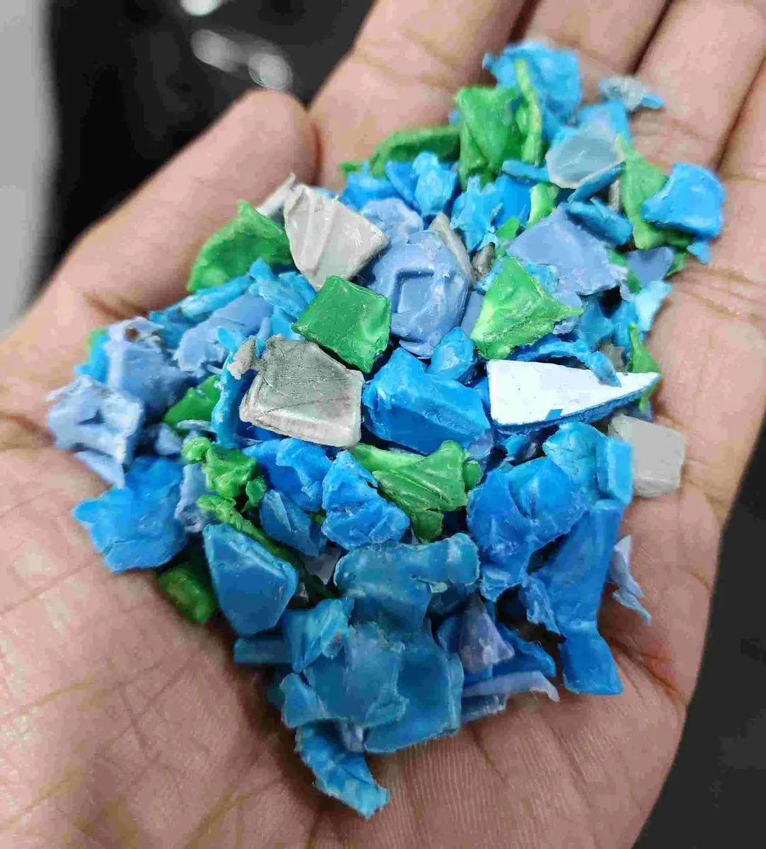 PP GRIANDING PP Grinding Scrap Flakes Injection Molding navi mumbai maharashtra india Plastic4trade