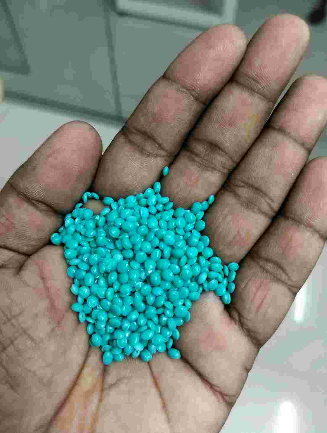 PP NON-WOVEN GRANULES MADE FROM PLANT WASTE VIRGIN MATERIAL PP Reprocess Granule Injection Molding Extrusion RAFFIA vapi gujarat india Plastic4trade