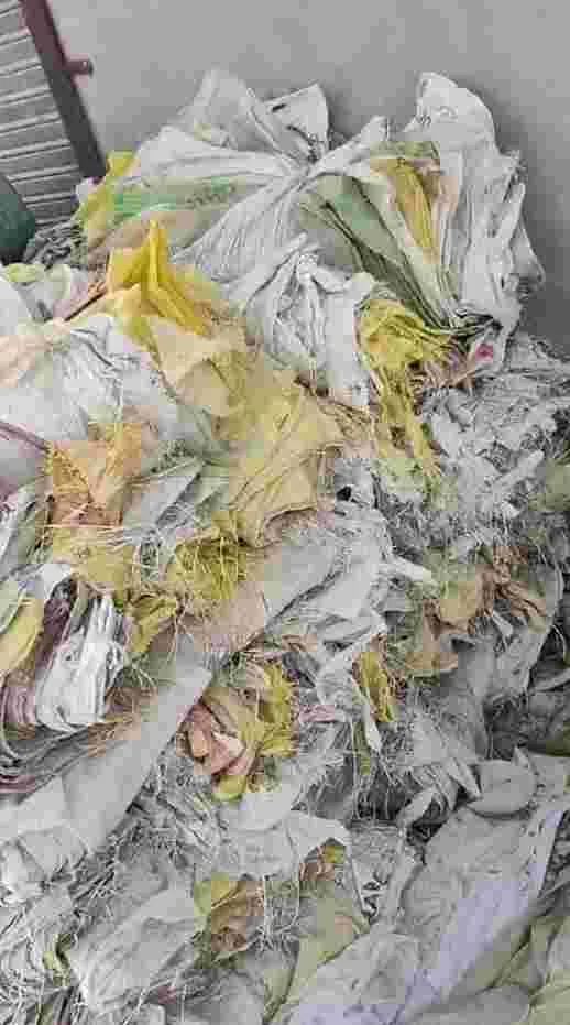 PP RAFFIA COLOURED PP Scrap Mix Material Bag RAFFIA prantij gujarat india Plastic4trade
