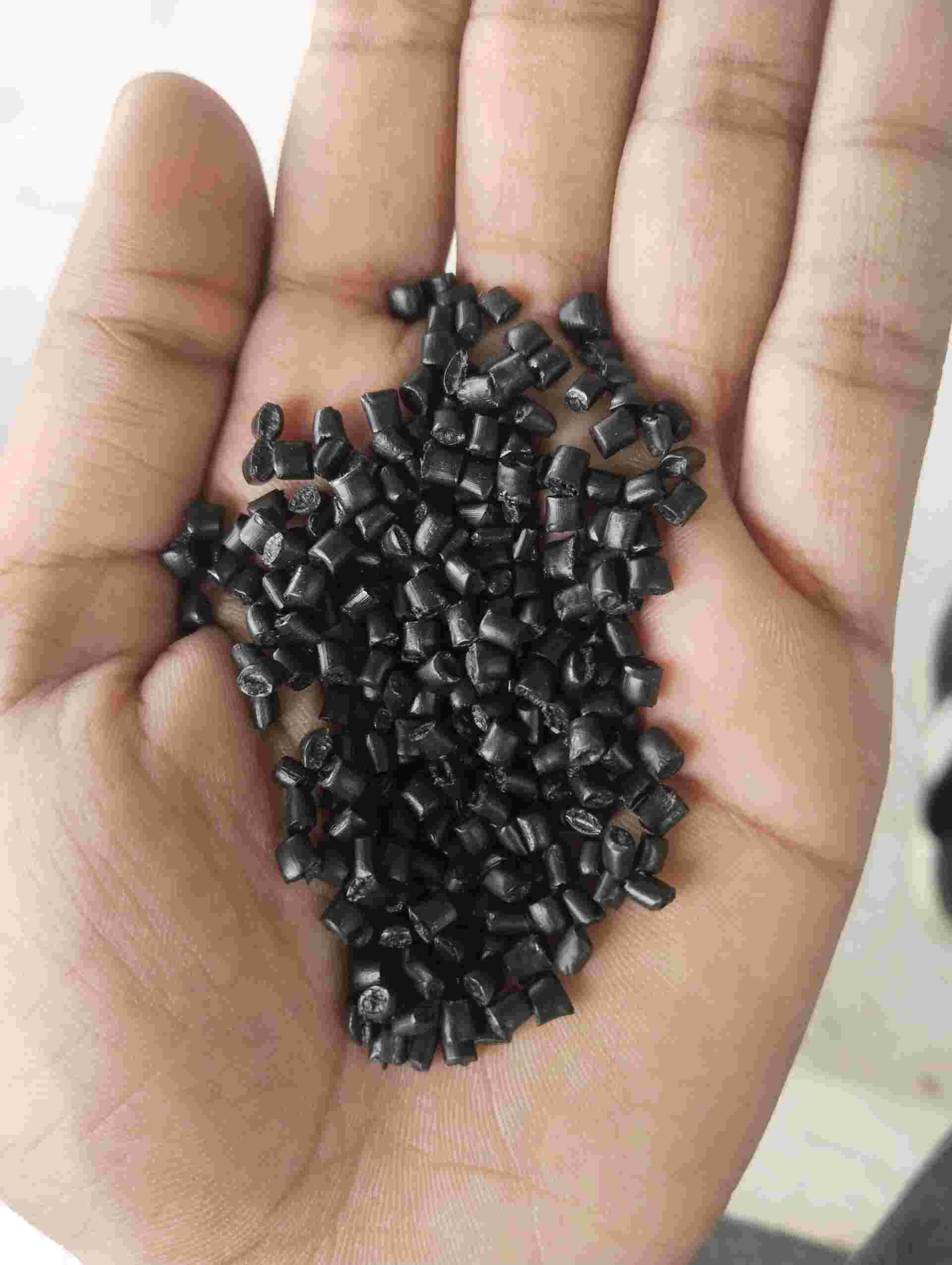 PP RECYCLED GRANUELS PP Reprocess Granule Injection Molding surat gujarat india Plastic4trade