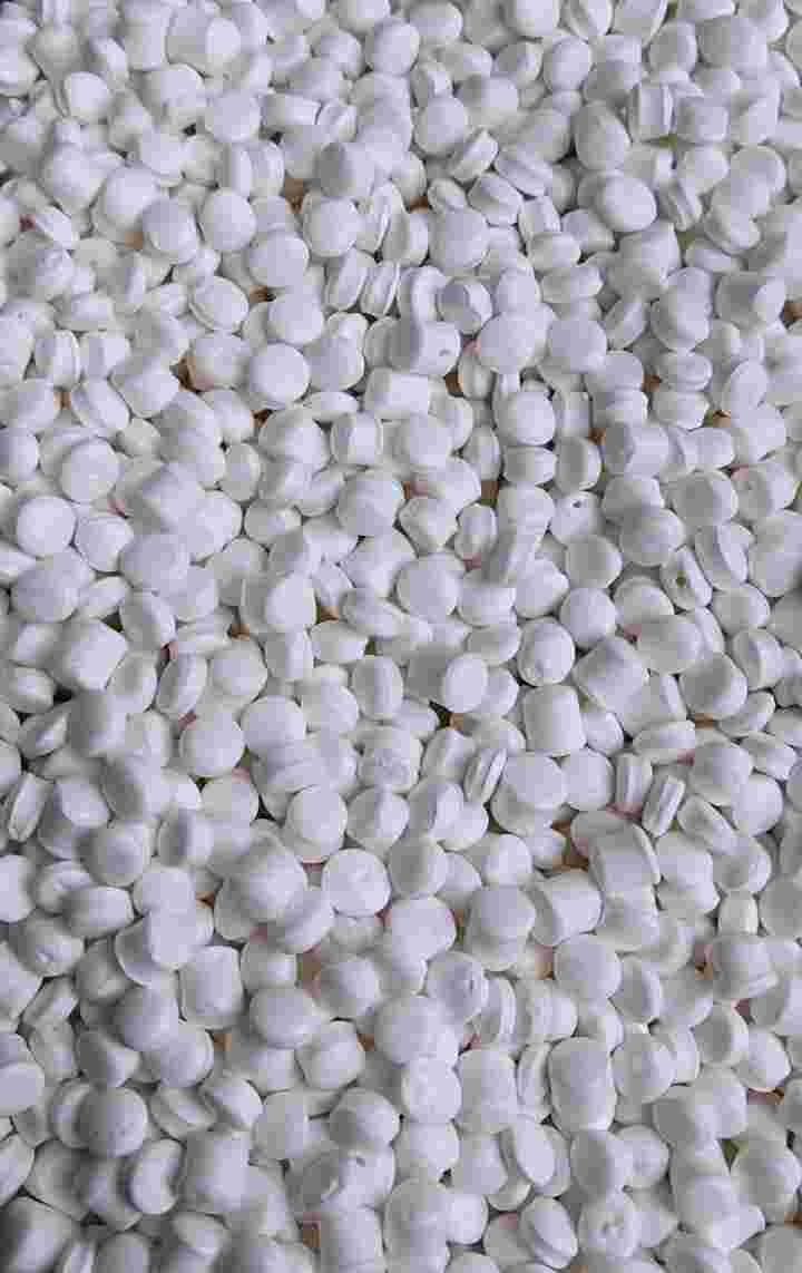 PP SUPER WHITE GRANULE PP Reprocess Granule Injection Molding vadodara gujarat india Plastic4trade