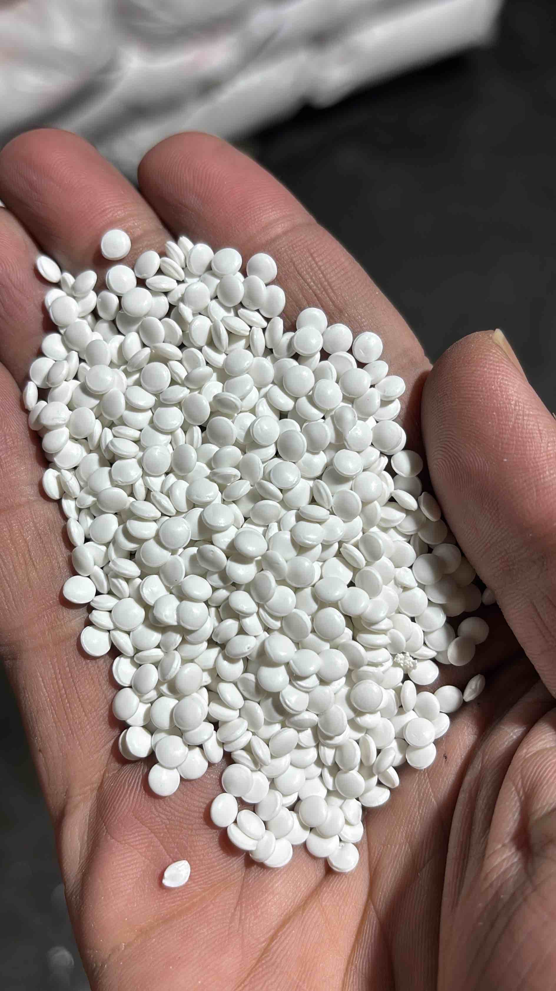 PP WHIITE MILKY GRANULE PP Reprocess Granule Injection Molding bengaluru karnataka india Plastic4trade