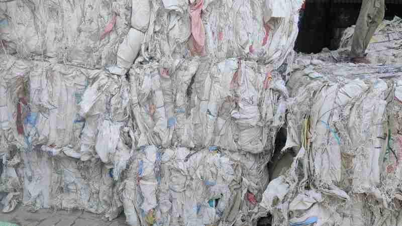 PP WHITE RAFFIA PP Bag RAFFIA prantij gujarat india Plastic4trade