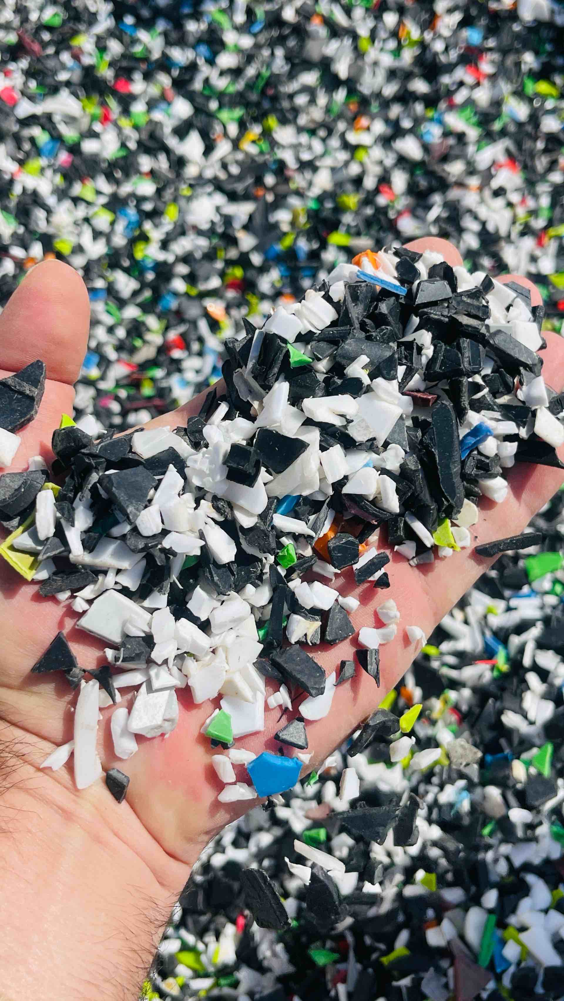 PPCP BATTERY GRINDING WASHED PPCP Grinding Injection Molding sharjah sharjah united arab emirates Plastic4trade