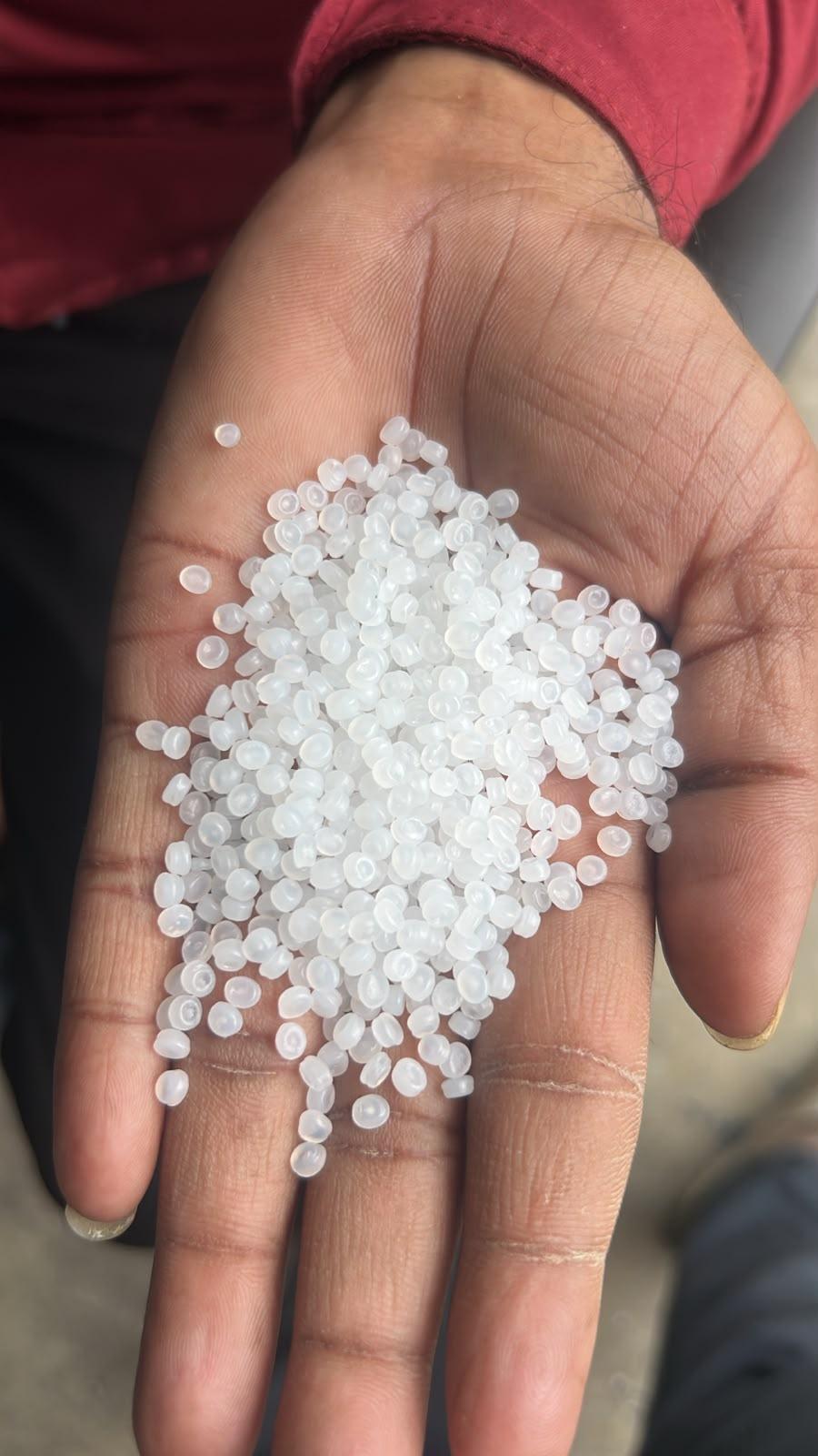 PPCP VIRGIN GRANULES 2MFI PPCP Prime/Virgin Injection Molding Extrusion Film Grade bhiwandi maharashtra india Plastic4trade