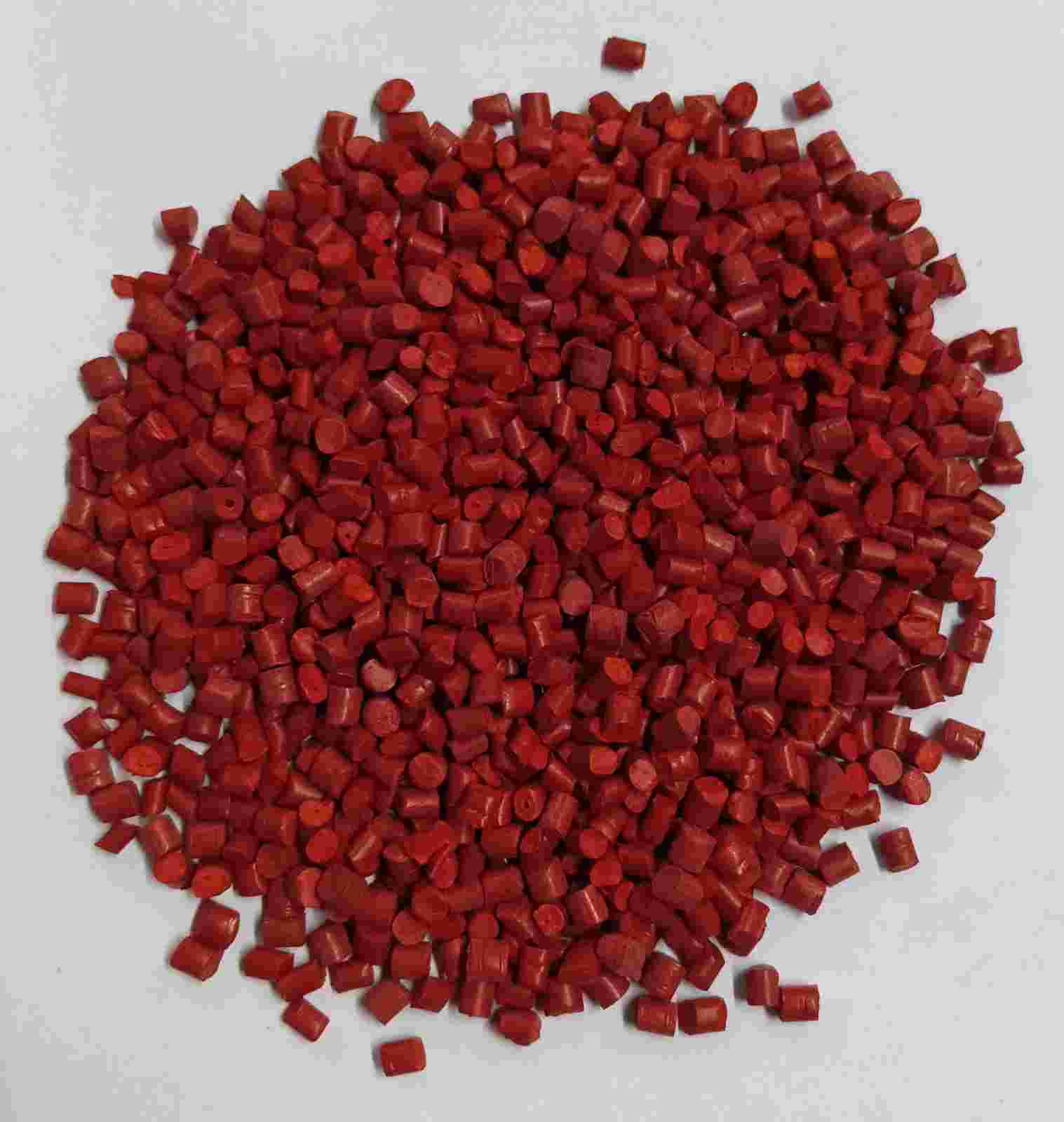 RED MASTER BATCH MASTERBATCH Masterbatch Blow Injection Molding ludhiana punjab india Plastic4trade