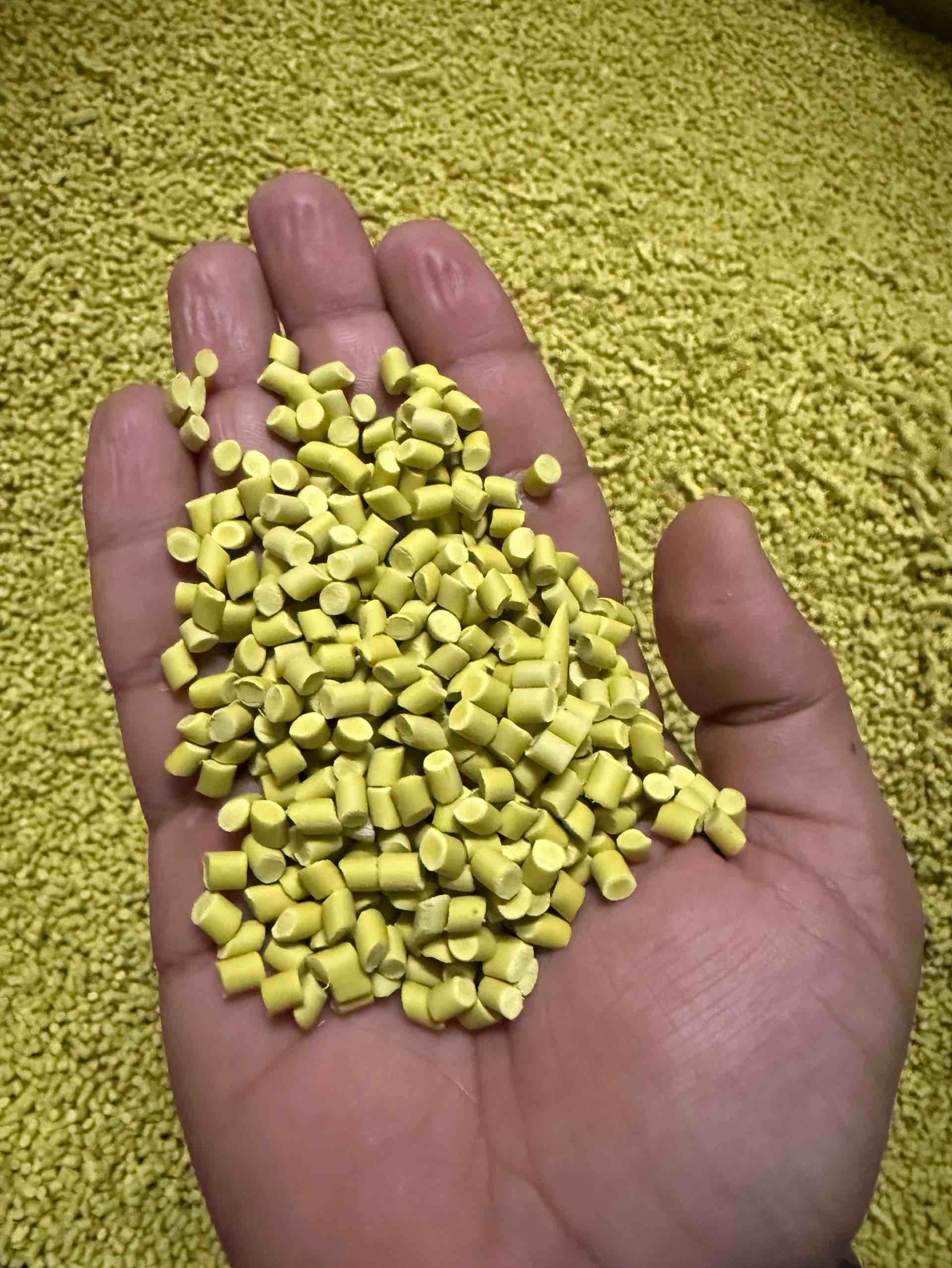 RP GRANULES PVC Reprocess Granule Cable delhi delhi india Plastic4trade