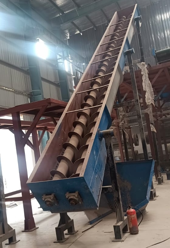 SCREW CONVEYOR MACHINERY Machine & Tools Machine & Tools meerut uttar pradesh india Plastic4trade Plastic4trade
