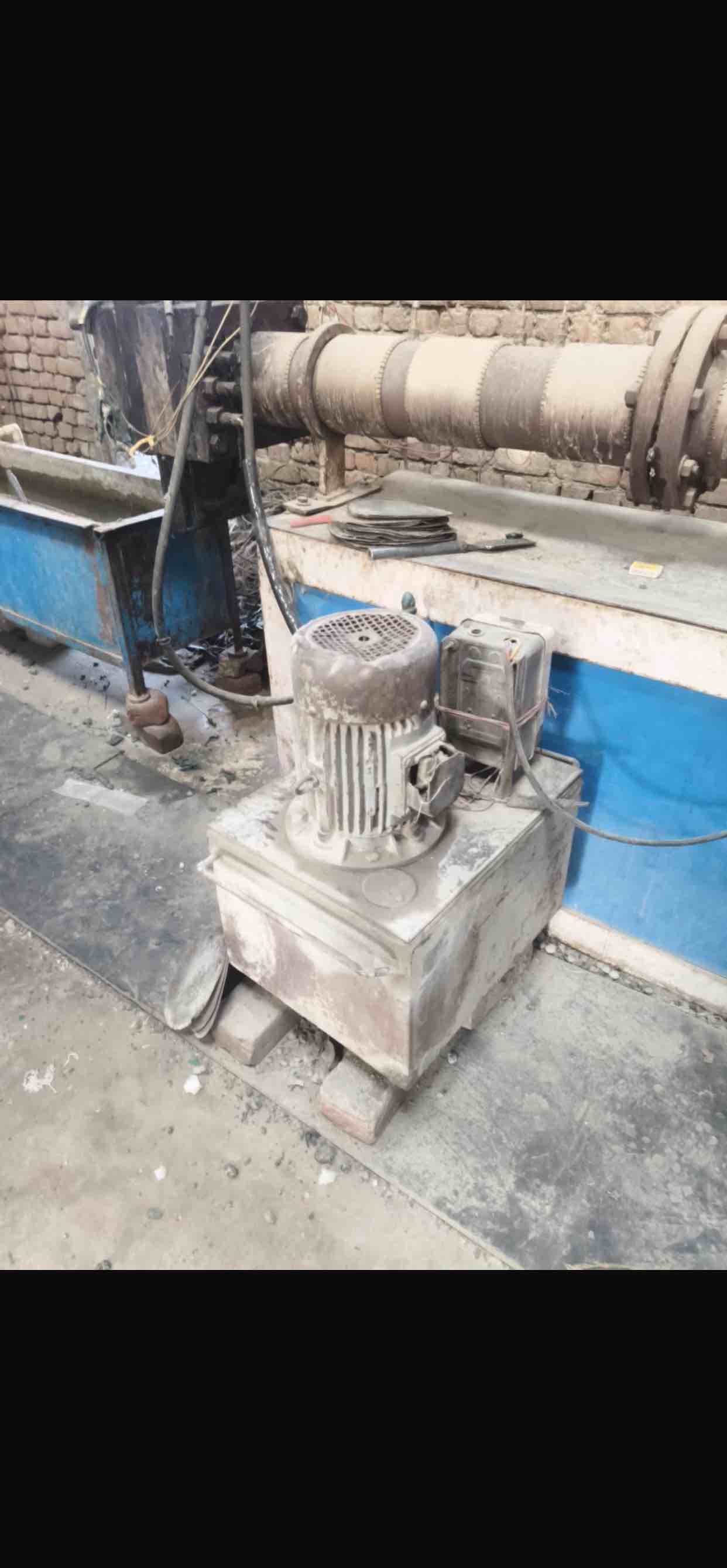 SINGLE SCREW PLASTIC EXTRUDER DANA MACHI PP Finish Goods Machine & Tools delhi delhi india Plastic4trade