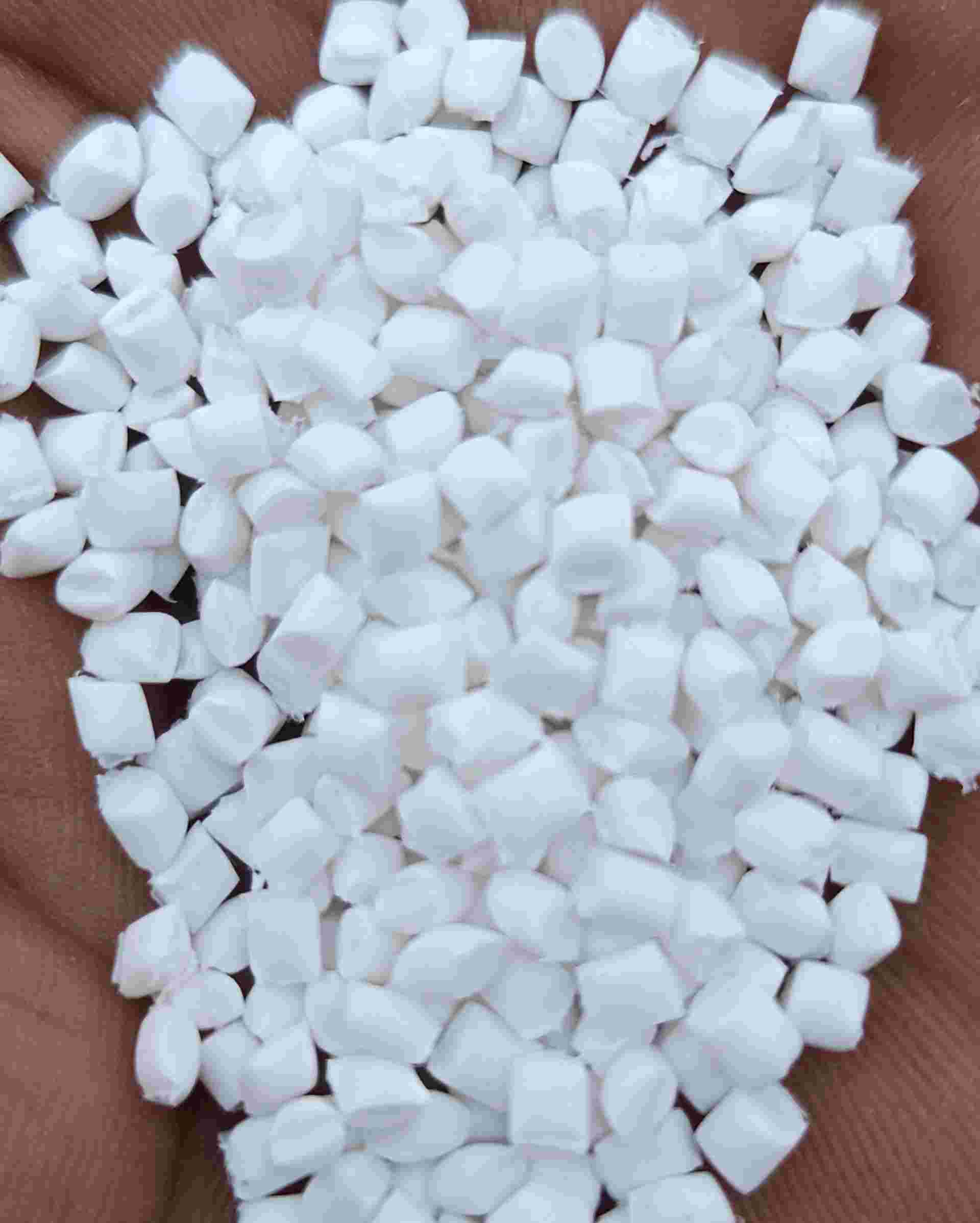 SUPER MILKY HDPE GRANULES HDPE Reprocess Granule Blow ahmedabad gujarat india Plastic4trade