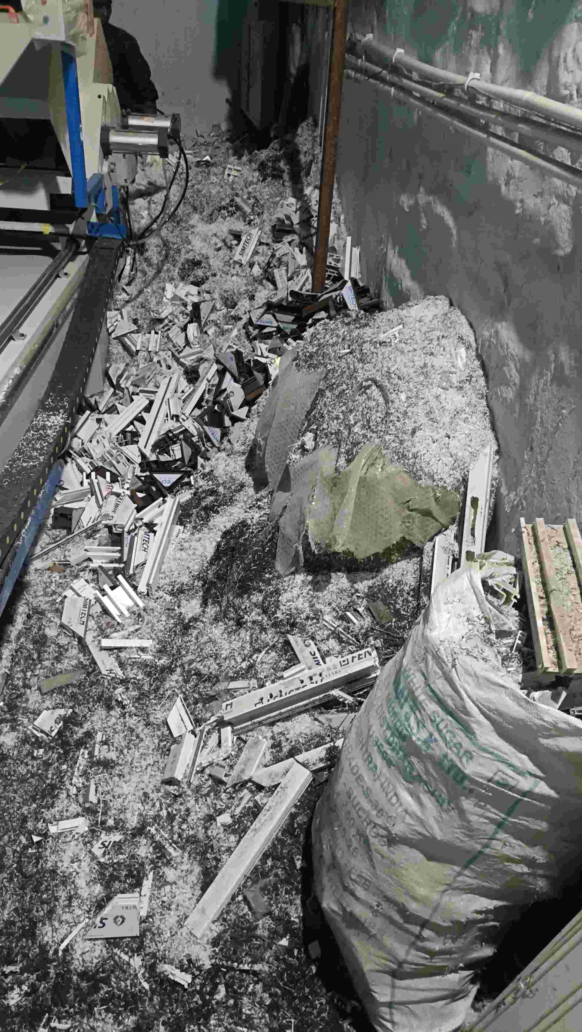 UPVC WINDOW PROFILE SCRAP UPVC Scrap Mix Scrap raichur karnataka india Plastic4trade