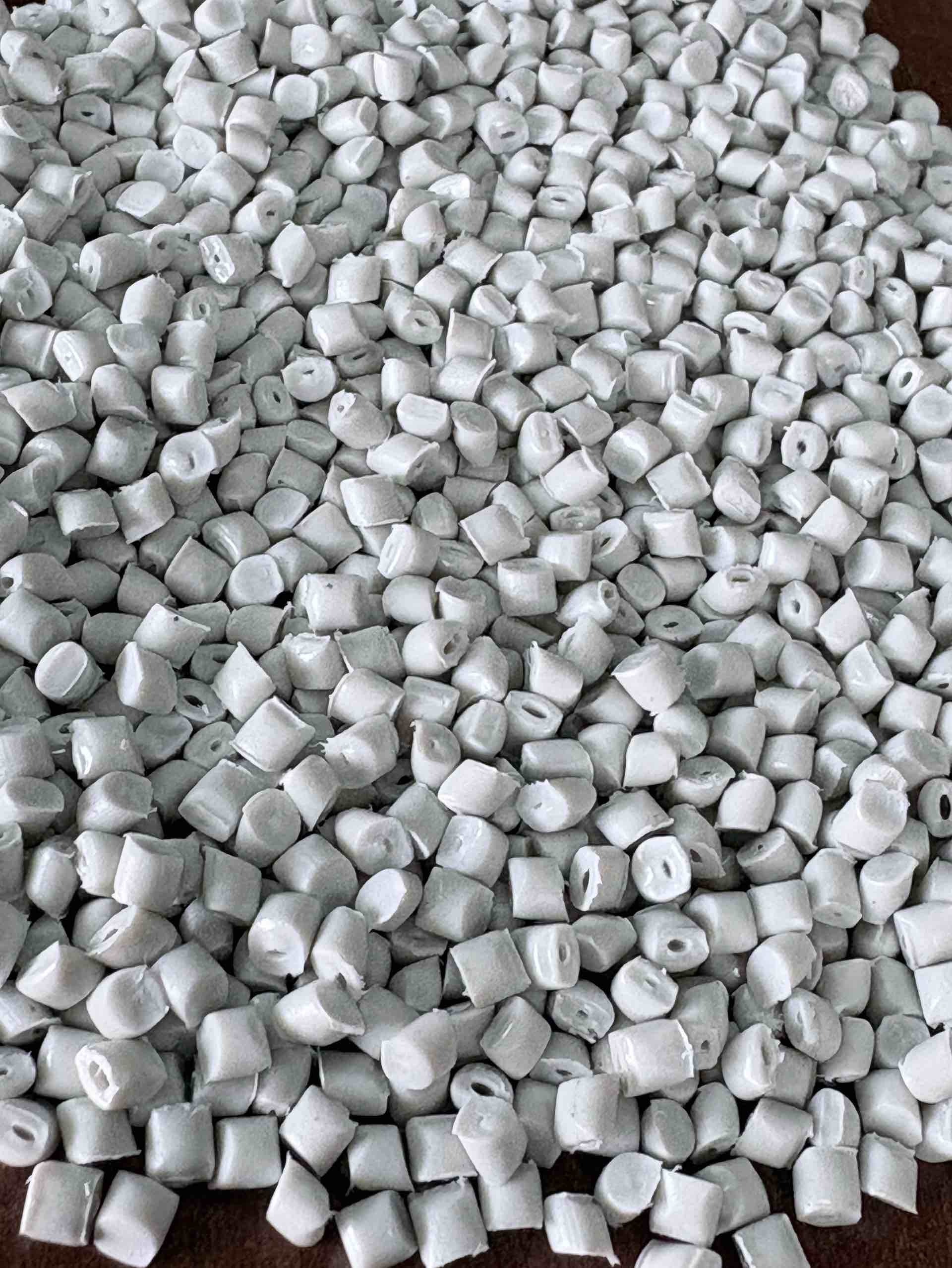 WHITE MILKY GRANULE HDPE Reprocess Granule Blow Pipe dhanaula punjab india Plastic4trade