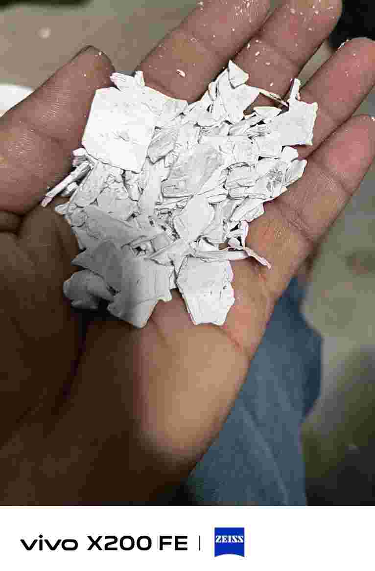 WHITE MILKY PC GRANULES PC Grinding Injection Molding new delhi delhi india Plastic4trade