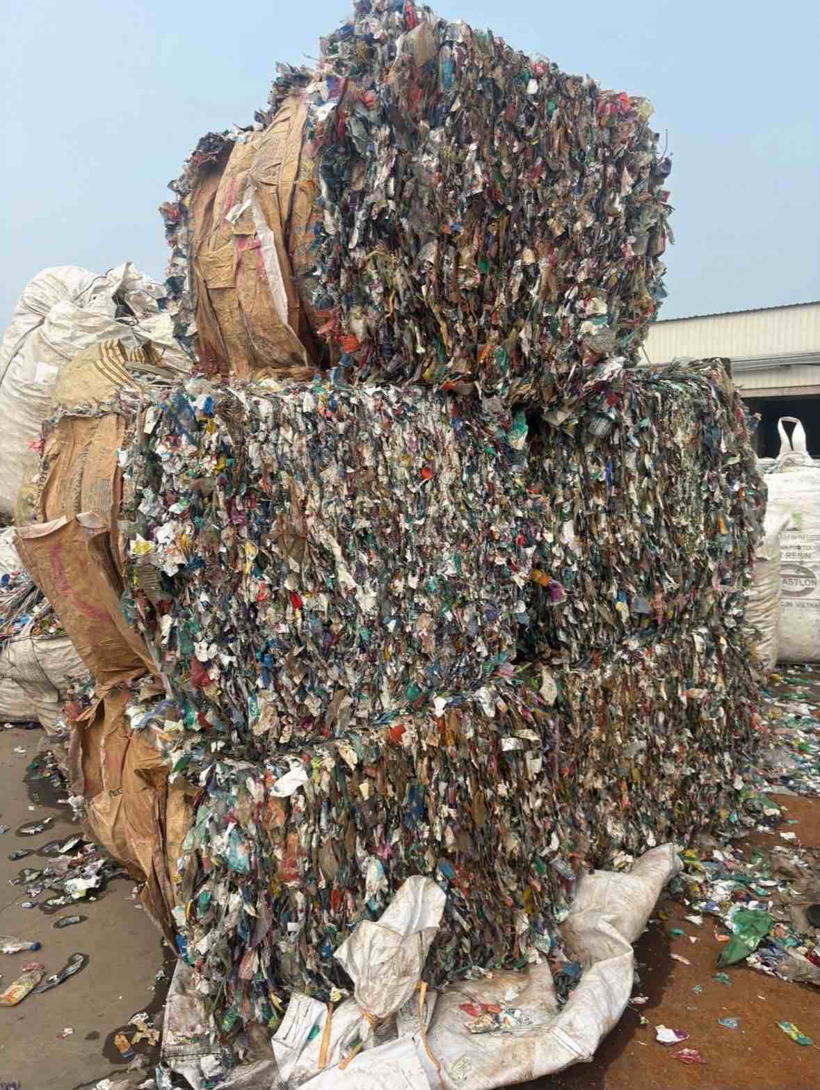 WRAPPER SCRAP Plastic Waste Scrap Mix Scrap navsari gujarat india Plastic4trade