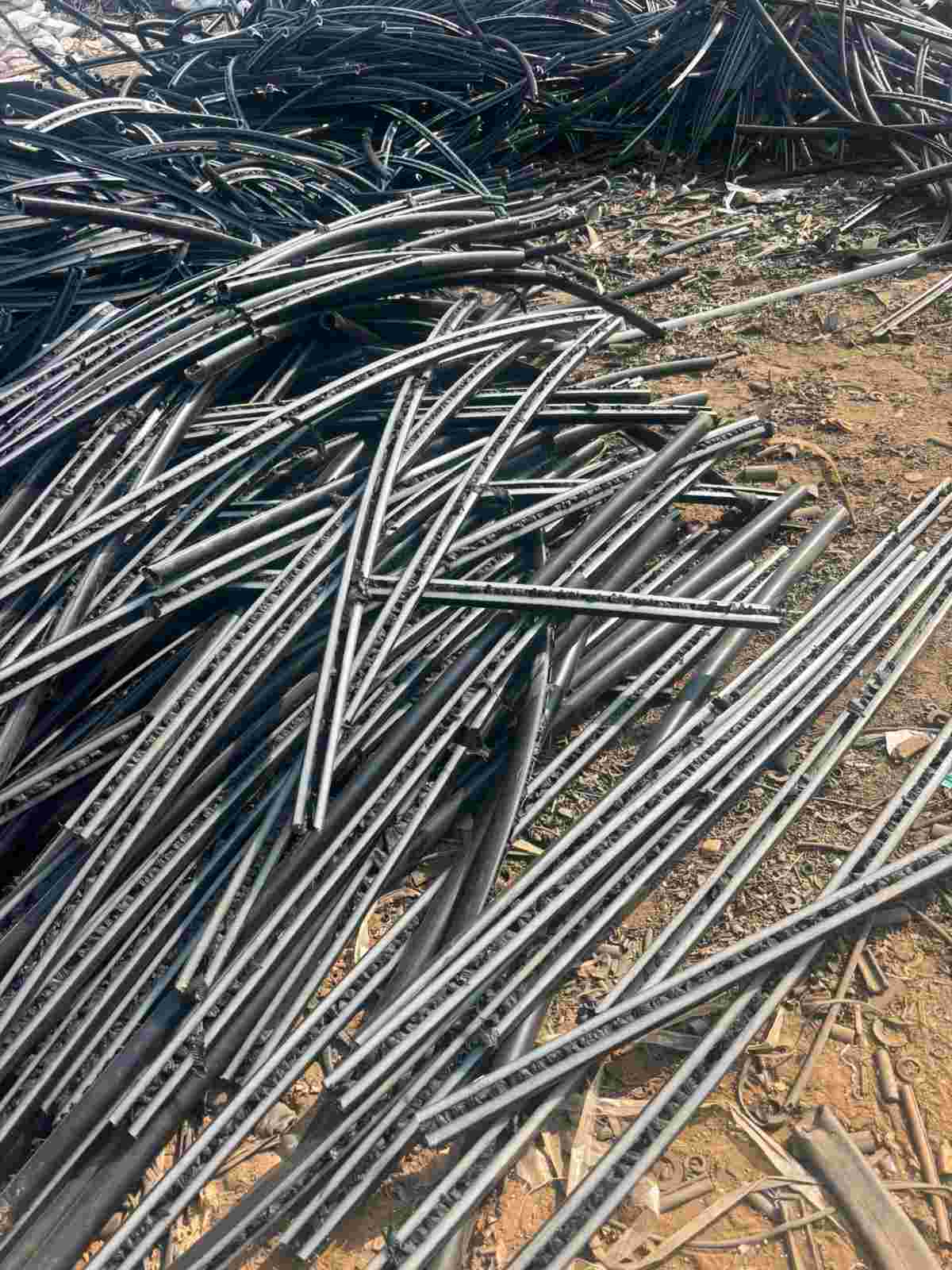 XLPE BLACK CABLES GRINDING PVC Grinding Rolls Lumps Cable murthal haryana india Plastic4trade