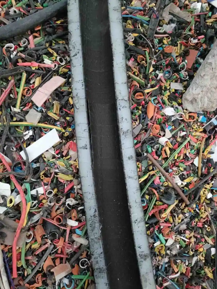 XLPE  BLACK CABLES SCRAP XLPE Plastic4trade