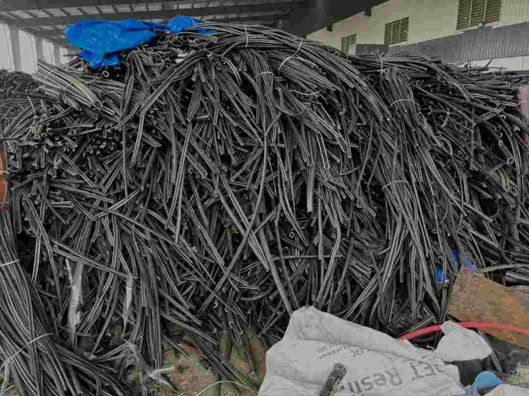 XLPE  BLACK CABLES SCRAP XLPE Scrap Cable mumbai maharashtra india Plastic4trade
