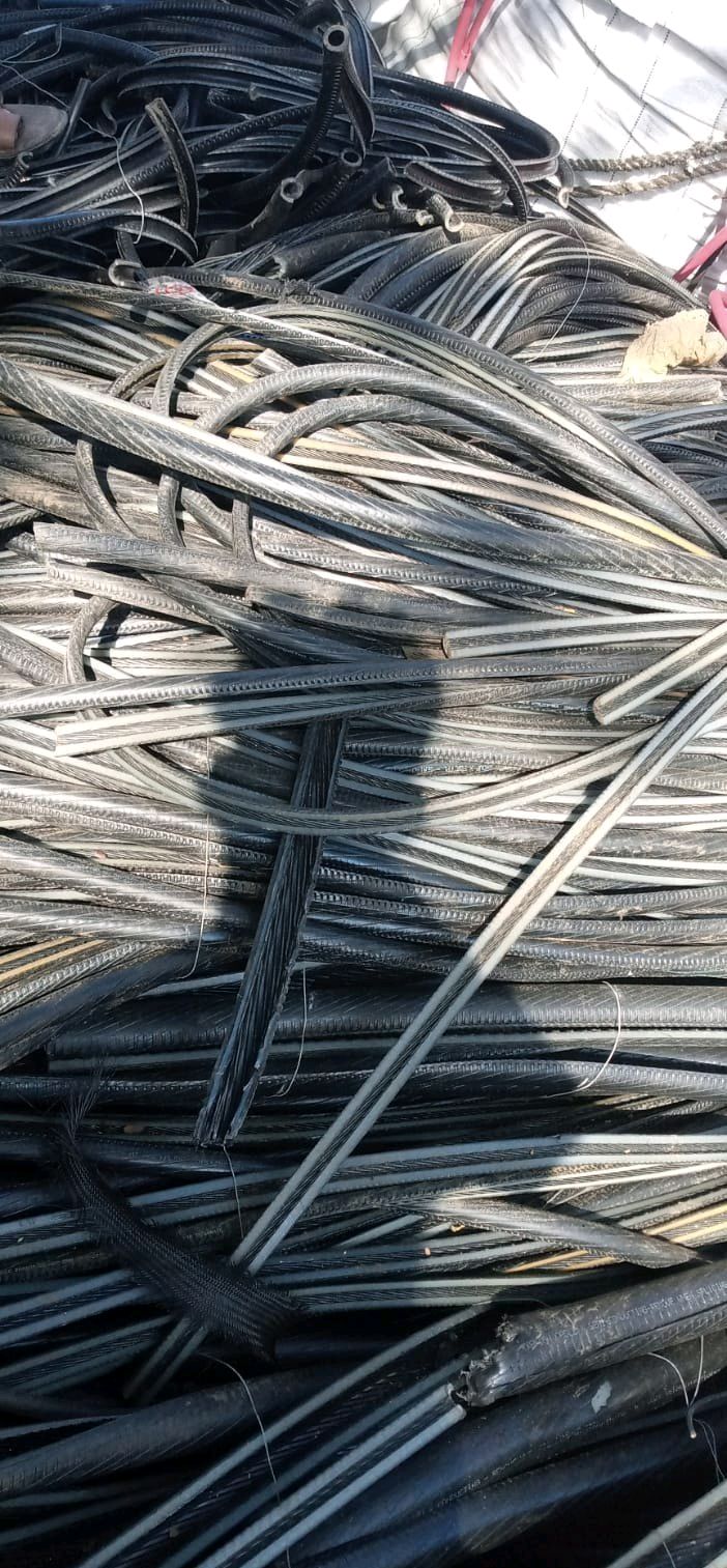 XLPE  BLACK CABLES SCRAP XLPE Scrap Cable varanasi uttar pradesh india Plastic4trade Plastic4trade