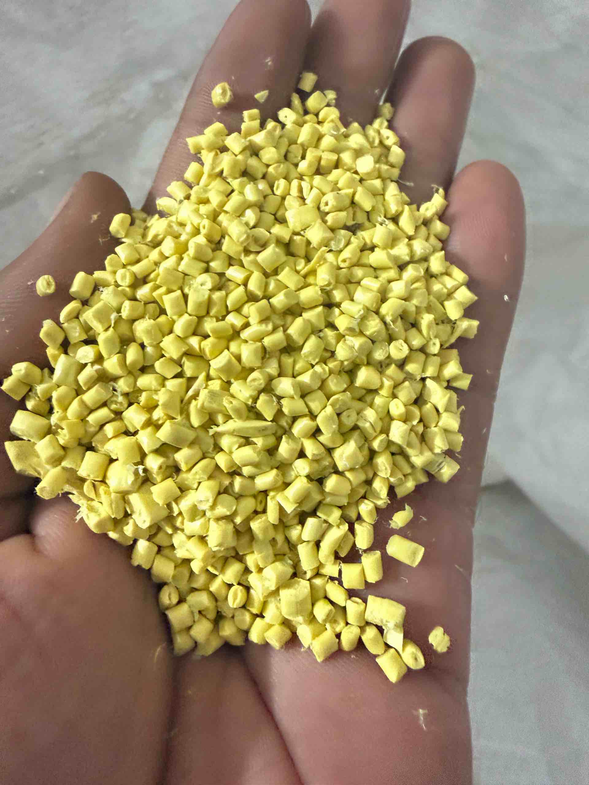 YELLOW PP GRANUALS PP Reprocess Granule Injection Molding surat gujarat india Plastic4trade